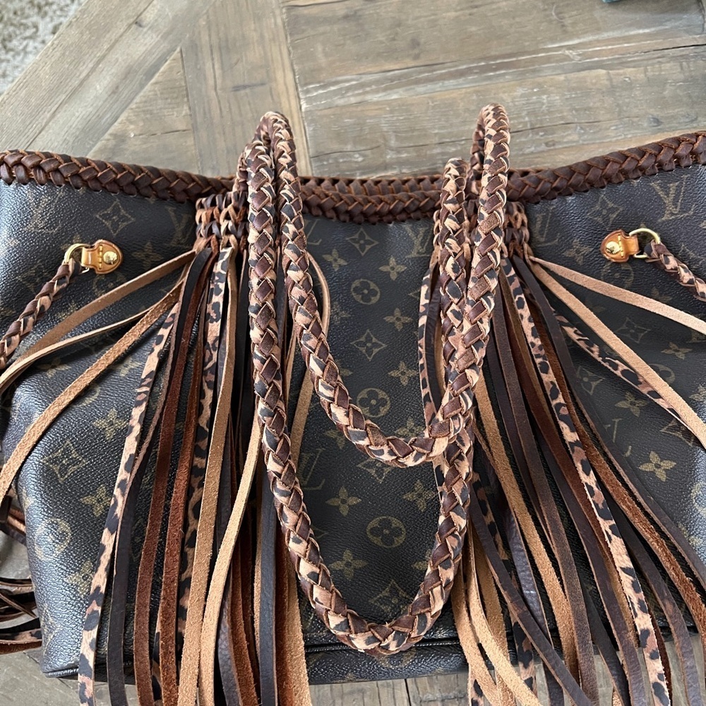 Customized LV Monogram Neverfull MM - Picture 4 of 16